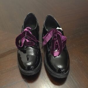 Women's Black Patent Shoes